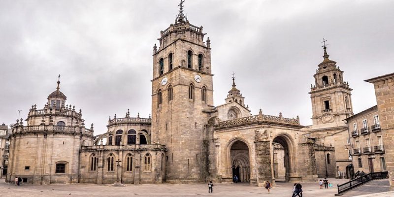 Catedral de Santa María de Lugo Catedral de Santa María de Lugo