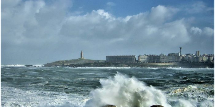 Torre de Hércules en la ciudad de Coruña