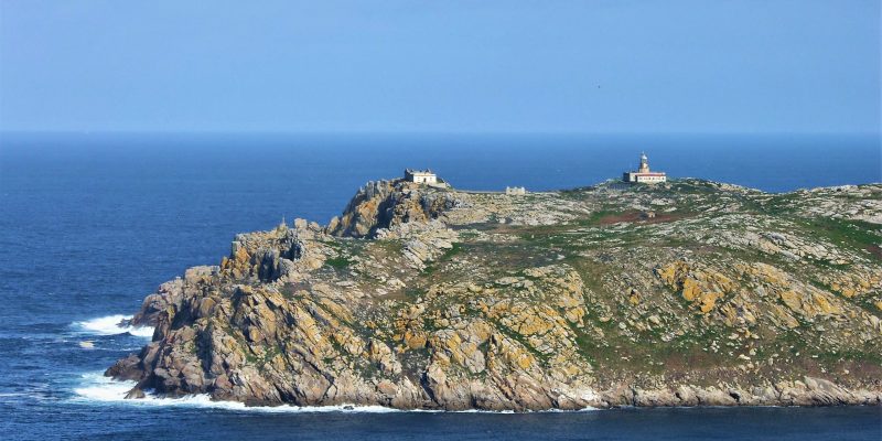 Faro de la Islas Sisargas en Malpica